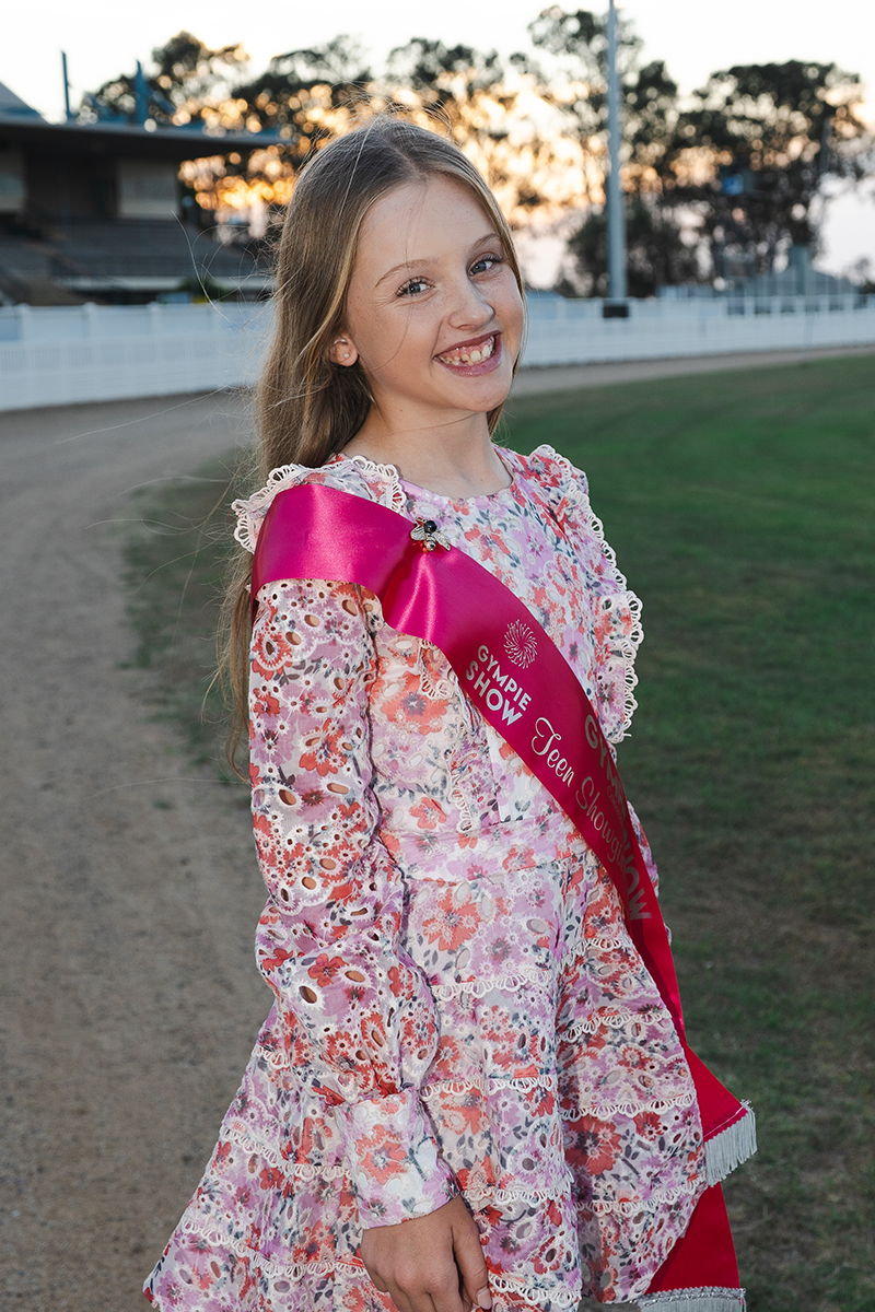 Paynton Rozynski- Junior Showgirl representing the Dairy Committee